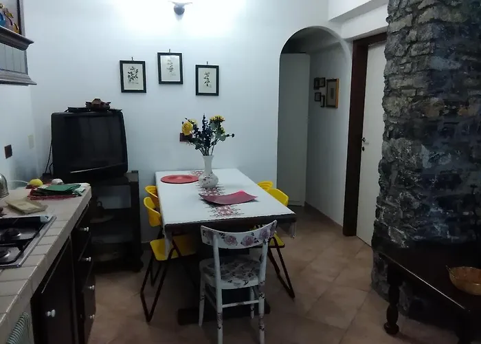 Rossella Casa Vacanze Corvara (Liguria)